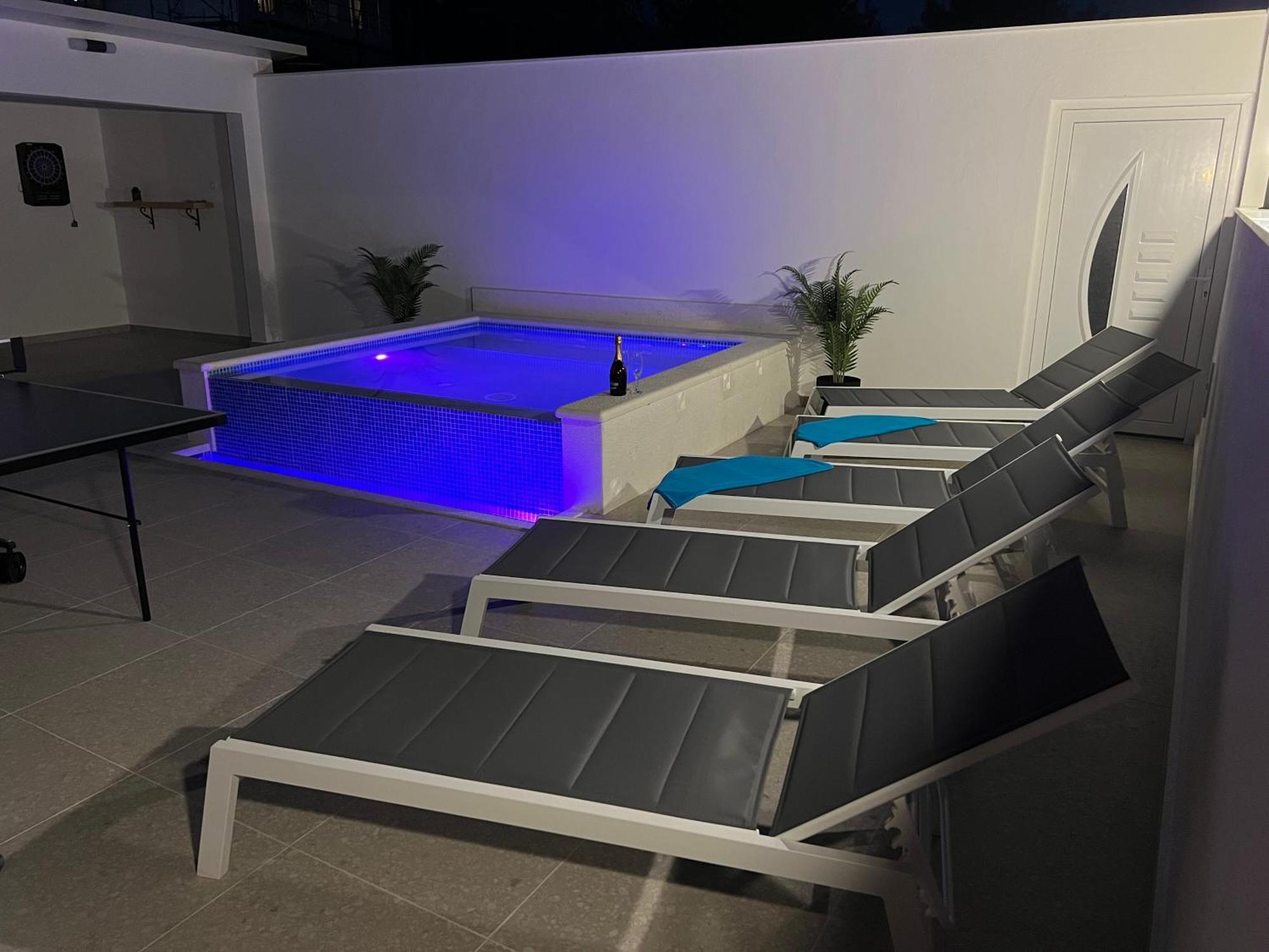 Apartment Marinely Kastela Ngoại thất bức ảnh