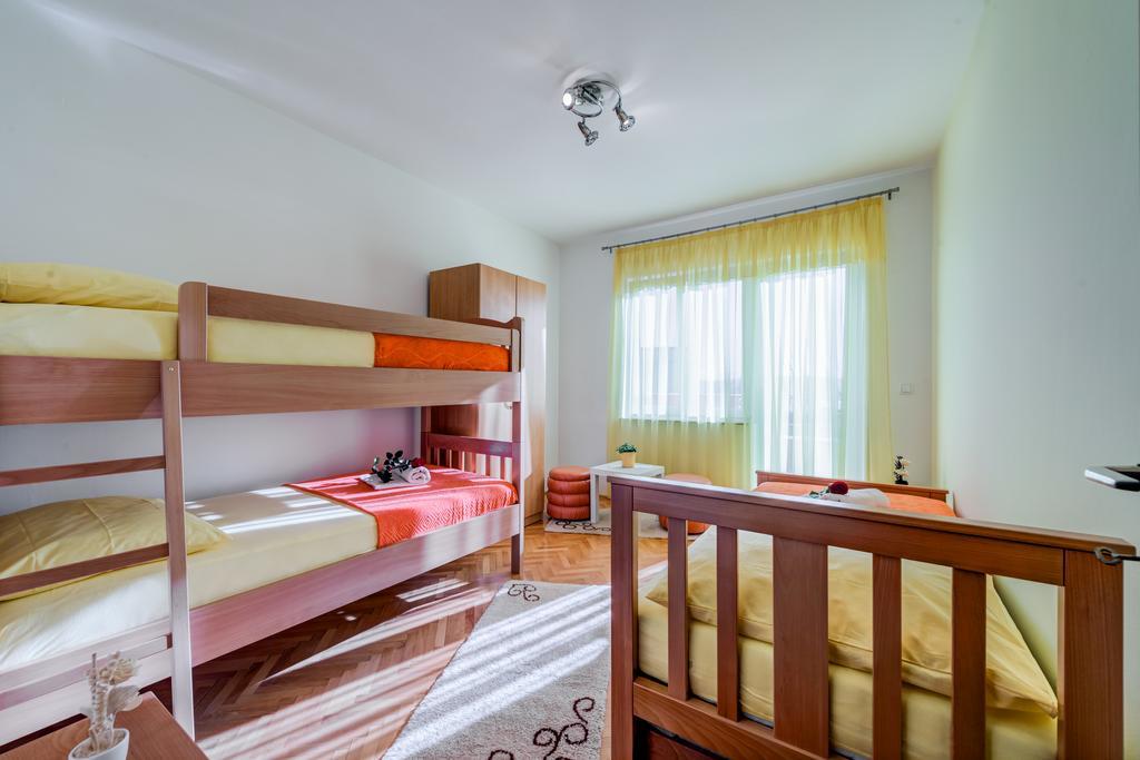 Apartment Marinely Kastela Ngoại thất bức ảnh