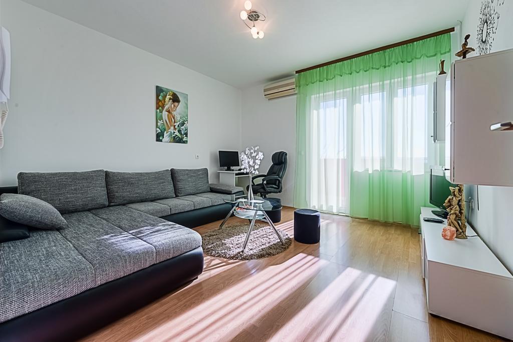 Apartment Marinely Kastela Ngoại thất bức ảnh