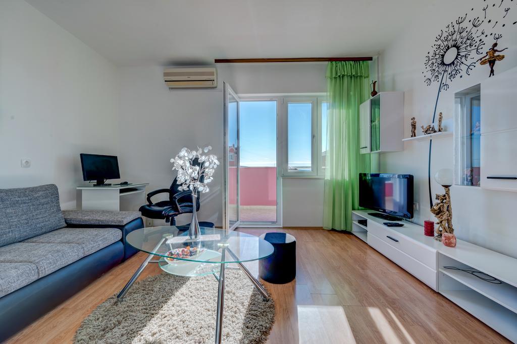 Apartment Marinely Kastela Ngoại thất bức ảnh